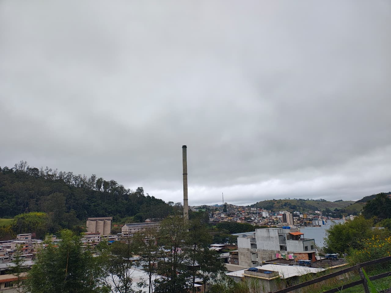 Temperaturas caem e Santos Dumont pode ter mínima abaixo dos 10°C nesta semana